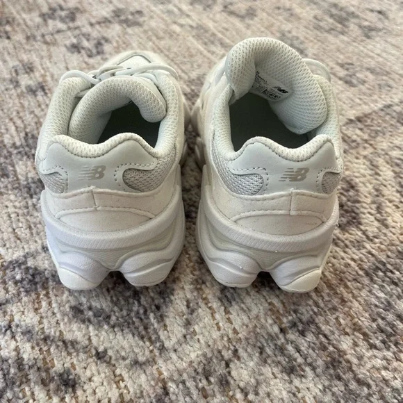 New Balance Toddler Sneakers - Picture 3 of 5